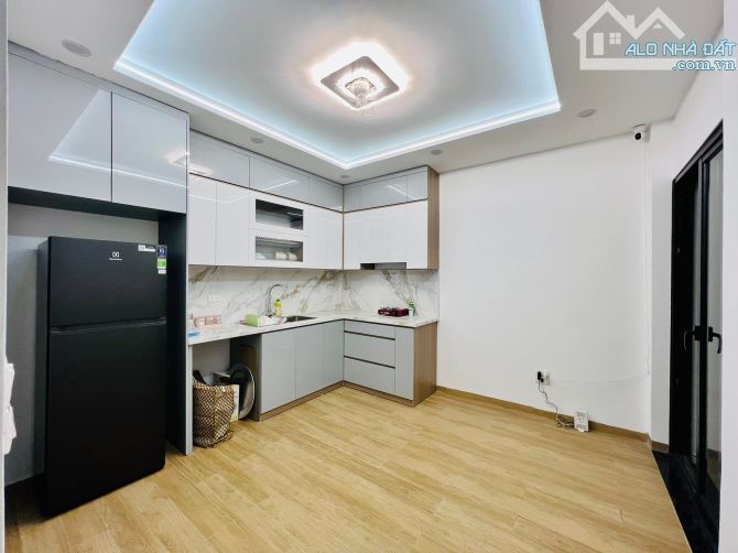 BÁN SIÊU PHẨM NGUYỄN LƯƠNG BẰNG XÂY MỚI 39m2 - THANG MÁY - Ô TÔ ĐỖ CỔNG - 30M RA HỒ 11.85