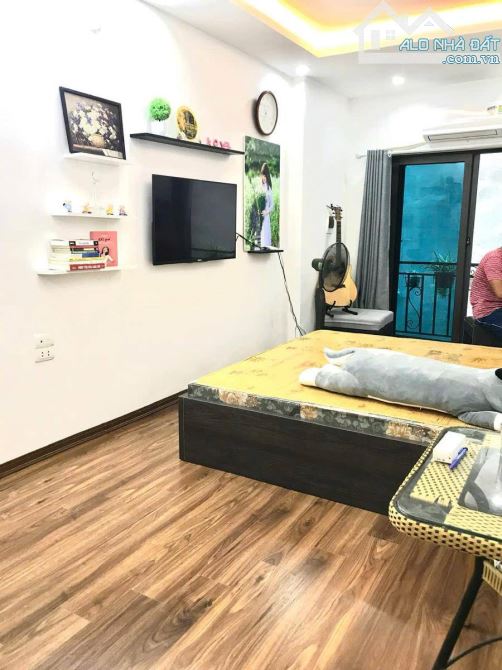 HOÀNG MAI — NHÀ ĐẸP Ở NGAY – 2 THOÁNG – GẦN Ô TÔ – GIÁ TỐT BAY NHANH ĐÓN TẾT