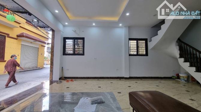 SIÊU PHẨM HOÀNG QUỐC VIỆT DT50M2, THANG MÁY, Ô TÔ, KINH DOANH, GIÁ 21 TỶ CÓ TL