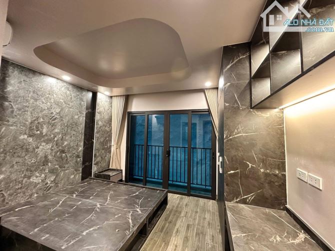 BÙI HUY BÍCH – 6 TẦNG THANG MÁY – Ô TÔ ĐỖ CỬA – NHỈNH 9 TỶ