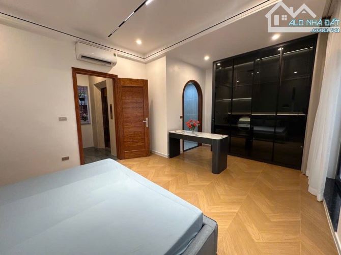 BẠCH MAI 50m2x6tầng THANG MÁY -MT 6,3m-3m ra MP -NHỈNH 16TY CÓ TL