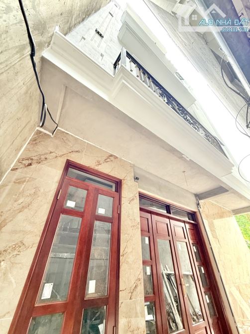 Nhà xây mới HBT - cách phố 20m - 5 tầng x 38m MT 4.5m chỉ 7.5 tỉ