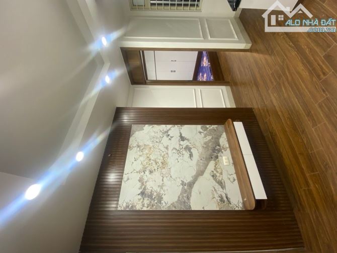 CĂN HỘ NHỎ XINH PHỐ KHƯƠNG ĐỊNH DT35M,1 NGỦ-Ô TÔ ĐỖ CHÂN TOÀ NHÀ-MỚI ĐẸP- GIÁ CHỈ 1.79 TỶ