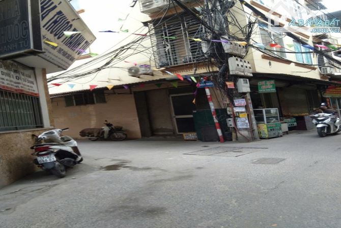 Bán nhanh nhà Trần Bình 33m, 5 tầng, giá 8,5 tỷ. Dòng tiền 25 tr/tháng