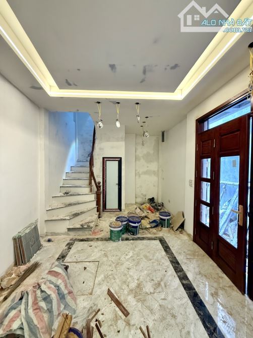 Nhà xây mới HBT - cách phố 20m - 5 tầng x 38m MT 4.5m chỉ 7.5 tỉ - 1