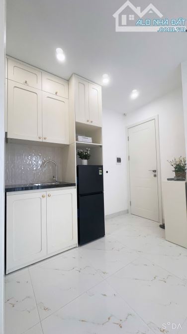 Bán Nhà Dòng Tiền CCMN Phân Lô Hoàng Văn Thái 7 Tầng 23 Phòng Cao Cấp Mặt Tiền 8,4M (ÔTô)