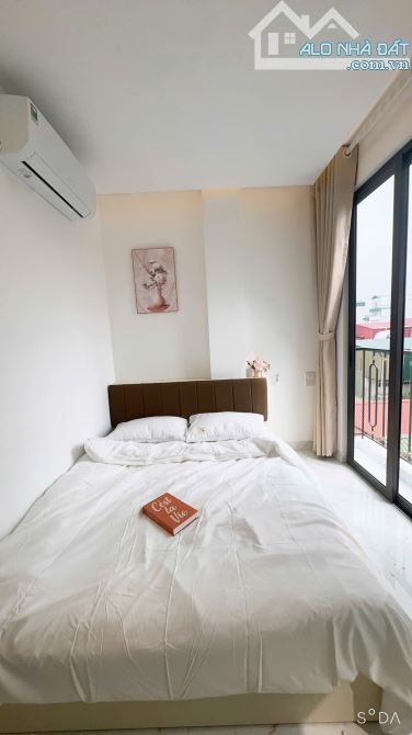 Bán Nhà Dòng Tiền CCMN Phân Lô Hoàng Văn Thái 7 Tầng 23 Phòng Cao Cấp Mặt Tiền 8,4M (ÔTô)