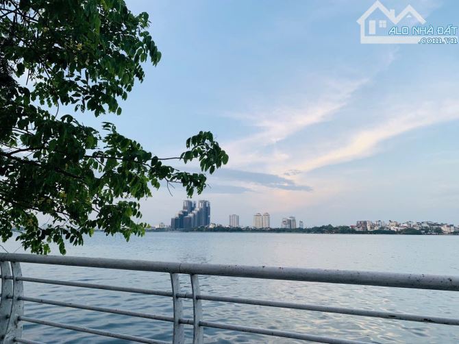 Vip Tây Hồ - Vài bước ra hồ Tây - Dòng tiền