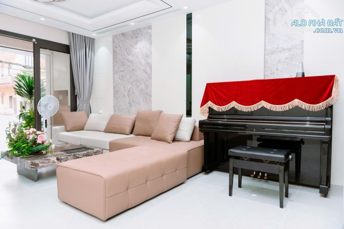 Chính chủ cần bán nhà đẹp nhất phố An Dương, 68m mới xây, thang máy, ô tô đỗ cửa, 5 tầng 1