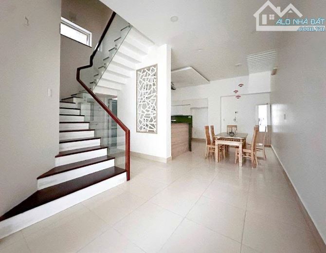 BIỆT THỰ MINI, 4 TẦNG, 6,5M x 15M, HẺM XE TẢI, NGAY CHỢ AN NHƠN, UBND PHƯỜNG, HƠN 12 TỶ TL — ảnh 4