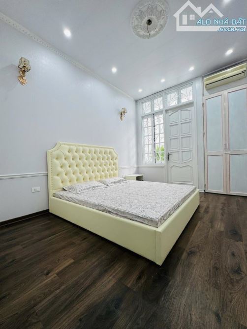 SIÊU HIẾM NHÀ PHỐ HOÀNG MAI DT35Mx4T- GẦN PHỐ 30M RA MẶT ĐƯỜNG-2 THOÁNG-GIÁ 6.15 TỶ