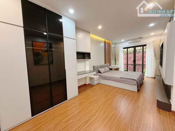 NGAY XÃ ĐÀN - LÕI ĐỐNG ĐA - MẶT NGÕ THÔNG KINH DOANH - 6 TẦNG THANG MÁY - TẶNG FULL NỘI TH