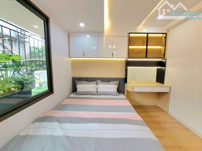 BÁN CĂN HỘ TẬP THỂ BÁCH KHOA DT 70M2 - VỊ TRÍ VIP- 1 BƯỚC RA PHỐ - Ở CỰC VIP - GIÁ 4.98