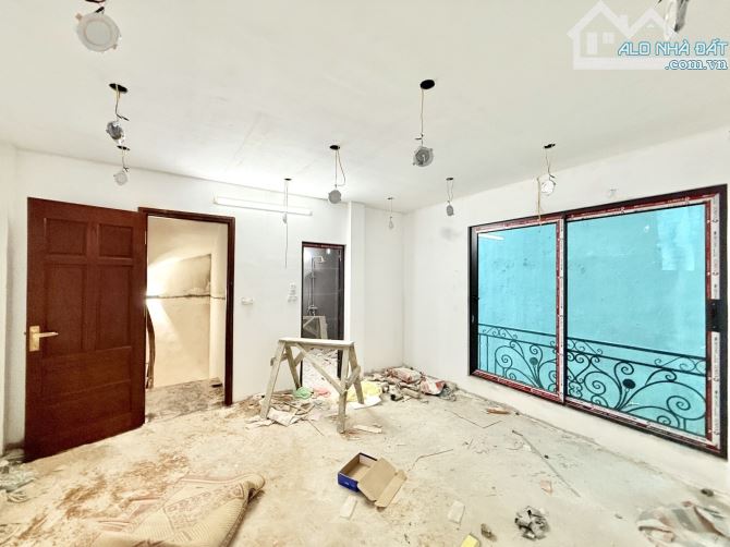 Nhà xây mới HBT - cách phố 20m - 5 tầng x 38m MT 4.5m chỉ 7.5 tỉ - 3