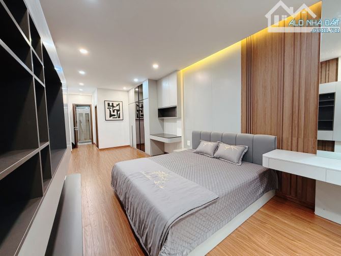 NGAY XÃ ĐÀN - LÕI ĐỐNG ĐA - MẶT NGÕ THÔNG KINH DOANH - 6 TẦNG THANG MÁY - TẶNG FULL NỘI TH