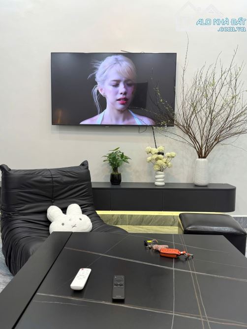 Nhà đẹp phố Minh Khai 40m x 4T Lô Góc cách ô tô 30m sẵn Nội Thất giá 8,33 Tỷ