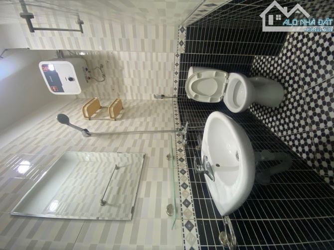 CĂN HỘ NHỎ XINH PHỐ KHƯƠNG ĐỊNH DT35M,1 NGỦ-Ô TÔ ĐỖ CHÂN TOÀ NHÀ-MỚI ĐẸP- GIÁ CHỈ 1.79 TỶ