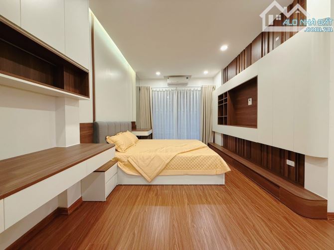 NGAY XÃ ĐÀN - LÕI ĐỐNG ĐA - MẶT NGÕ THÔNG KINH DOANH - 6 TẦNG THANG MÁY - TẶNG FULL NỘI TH