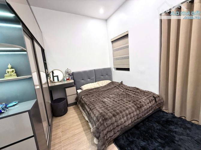 Nhà đẹp phố Minh Khai 40m x 4T Lô Góc cách ô tô 30m sẵn Nội Thất giá 8,33 Tỷ