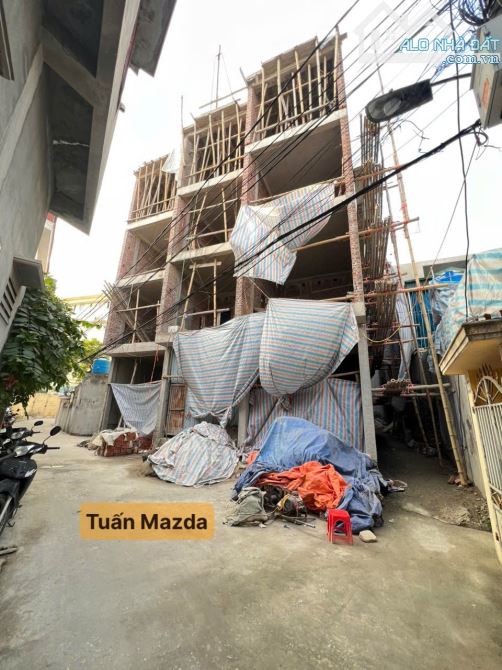 Bán nhà 4 tầng Kỳ Bá ngõ rộng 4m..........
