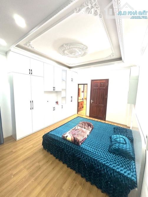 Bán nhà khu vực TRUNG TÂM BA ĐÌNH 35m- 5 tầng - 2 thoáng vĩnh viễn- ô tô đỗ sát nhà