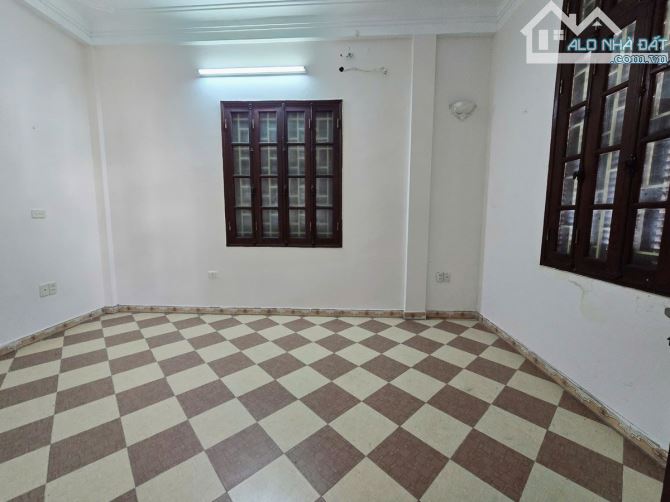 LK LÔ GÓC – 3 THOÁNG – KĐT ĐẠI KIM - Ô TÔ TRÁNH - KINH DOANH. DT 60m2, 4T, GIÁ 22.8 TỶ