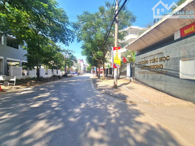 Bán 83m2 đất Phú Thượng Tây Hồ mặt tiền 5m đường ô tô thông thoáng giá 21.2 tỷ