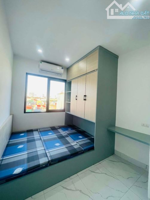 Xin lưu ý! Toà CHDV Xã Đàn, 104m2*7T, MT 6M, 25 PKK, 1P ra phố, đủ PCCC, dòng tiền 8%/năm!