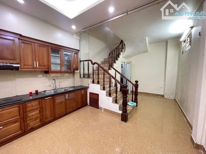 Minh Khai, giá đầu tư, lô góc 2 mặt ngõ, gần phố, sáng thoáng - 55m 4 tầng dưới 10 tỉ