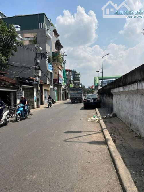 BÁN NHÀ PHỐ HỒNG HÀ – Ô TÔ TRÁNH – KINH DOANH – 40M – 4 TẦNG – 8 TỶ