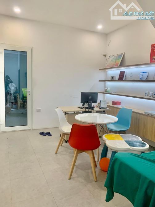 MẶT PHỐ BẠCH MAI 65m2 x 6 TẦNG THANG MÁY, MẶT TIỀN 5,8m giá 30 tỷ