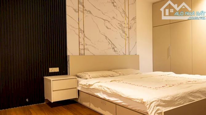 BÁN NHÀ 399 ÂU CƠ THIẾT KẾ ĐẸP, NỘI THẤT XỊN, NGÕ Ô TÔ, 15P VÀO PHỐ CỔ, 12,9 TỶ