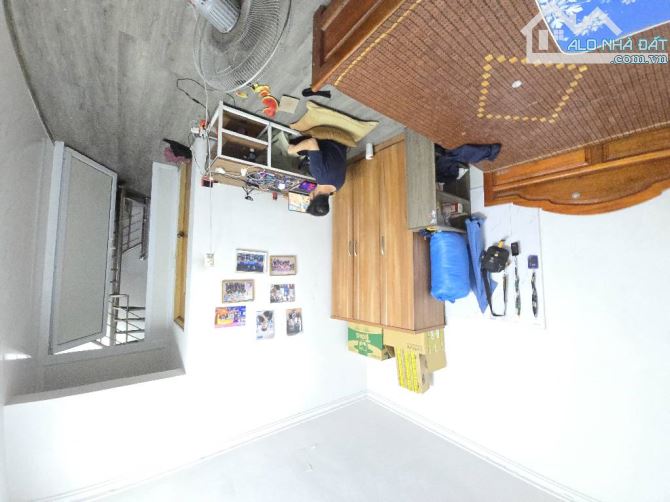 BÁN NHÀ DÂN XÂY LINH ĐÀM HOÀNG LIỆT Ô TÔ VÀO NHÀ 65M 4 TẦNG NGÕ THÔNG ĐẸP