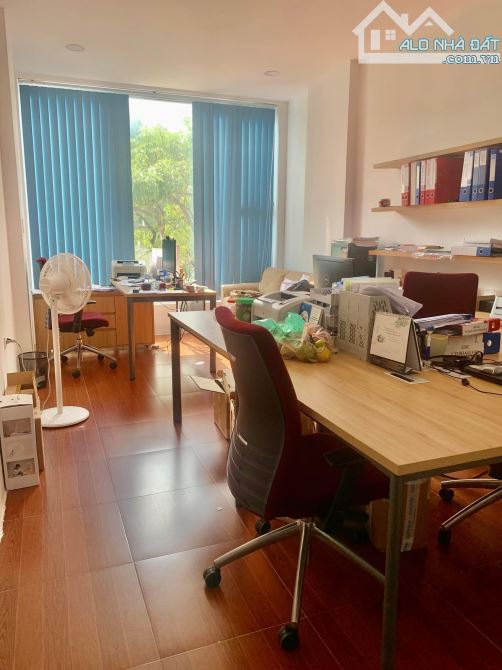 MẶT PHỐ BẠCH MAI 65m2 x 6 TẦNG THANG MÁY, MẶT TIỀN 5,8m giá 30 tỷ