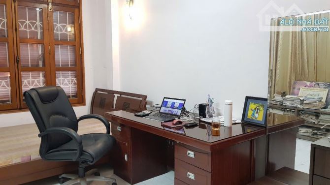 Bán nhà phố Nguyễn Chí Thanh lô góc giao 4 Quận Đống Đa - Ba Đình - Cầu Giấy - Tây Hồ