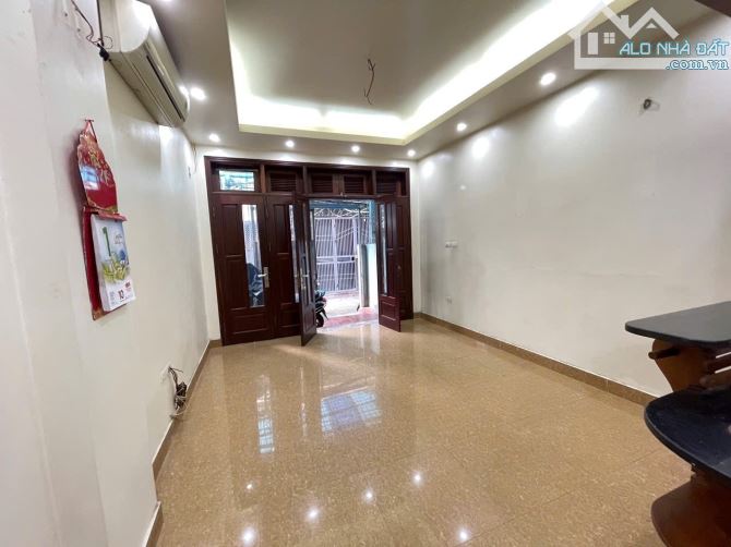 Minh Khai, giá đầu tư, lô góc 2 mặt ngõ, gần phố, sáng thoáng - 55m 4 tầng dưới 10 tỉ