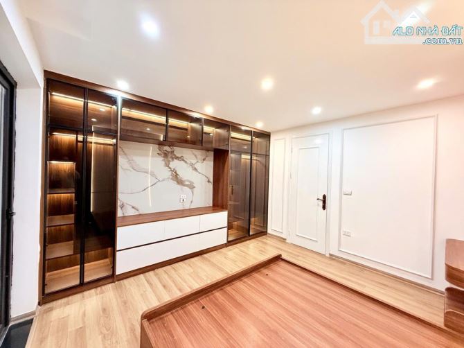 NHÀ ĐẸP-VƯƠNG THỪA VŨ-44Mx5TẦNG-MT4M-THANG MÁY-2THOÁNG TRC SAU-NHÀ ĐẸP FULL NỘI THẤT-13TỶ