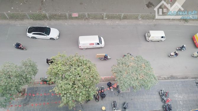 Bán nhà mặt phố Vĩnh Tuy, Hai Bà Trưng, tiện kinh doanh, 7 tầng 85m2 giá 52 tỷ