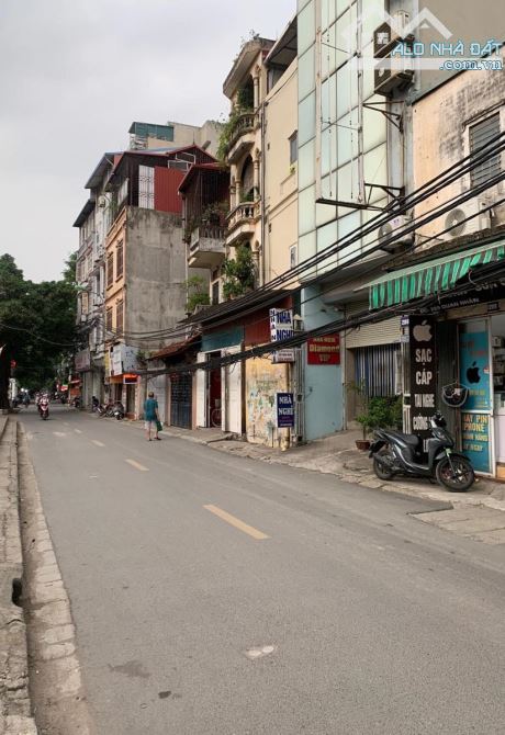 Ngõ phố Trường Chinh, oto tránh đỗ, vỉa hè KD, mặt tiền 8m, 2 thoáng, DT 20tr - 66m*6T