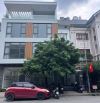 Nhà Đẹp Trường Chinh Đống Đa 90m2 MT7.7m -Phân Lô 3 Ô Tô Tránh Vỉa Hè-4 Tầng Ở Kinh Doanh