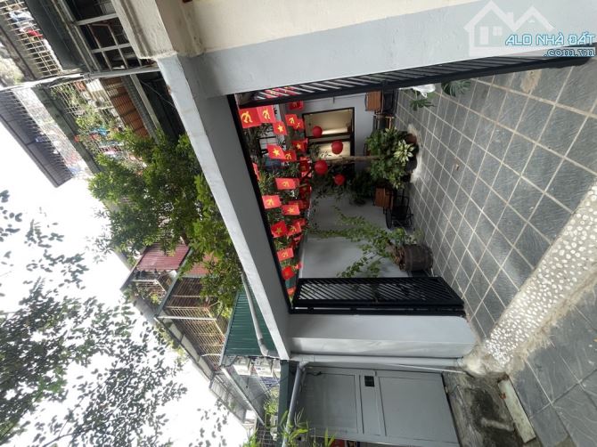 KHUẤT DUY TIỀN - 120M2 - NGÕ THÔNG - KINH DOANH VÔ ĐỐI - NHỈNH 8x TỶ