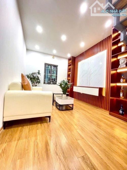 KHƯƠNG TRUNG 100M2 4 NGỦ CHỉ 4đ