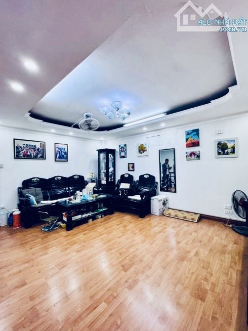 HOÀNG QUỐC VIỆT - LẠC LONG QUÂN - 66M - 4 TẦNG - 30M RA PHỐ - 2 THOÁNG - CẠNH HỒ TÂY