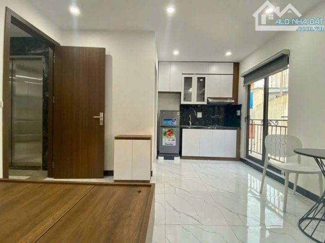 BÁN NHÀ DT56m2* 7T THANG MÁY CCMN CẦU GIẤY CHO THUÊ 60TR/TH. CHỈ 14 TỶ