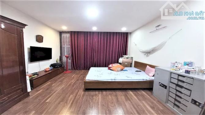 QUẢNG AN, NGÕ THOÁNG, THANG MÁY, NHÀ MỚI, TẶNG NỘI THẤT GIÁ 13,5 TỶ