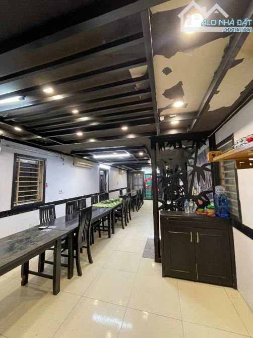 Khẳng định đẳng cấp chủ nhân khi sở hữu nhà mặt phố Thi Sách, 99m2, mặt tiền 4.5m, 42 Tỷ