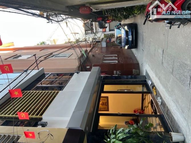 PHÂN LÔ LẠC TRUNG - GARA - KINH DOANH - LÔ GÓC - 36m2 - 5 TẦNG