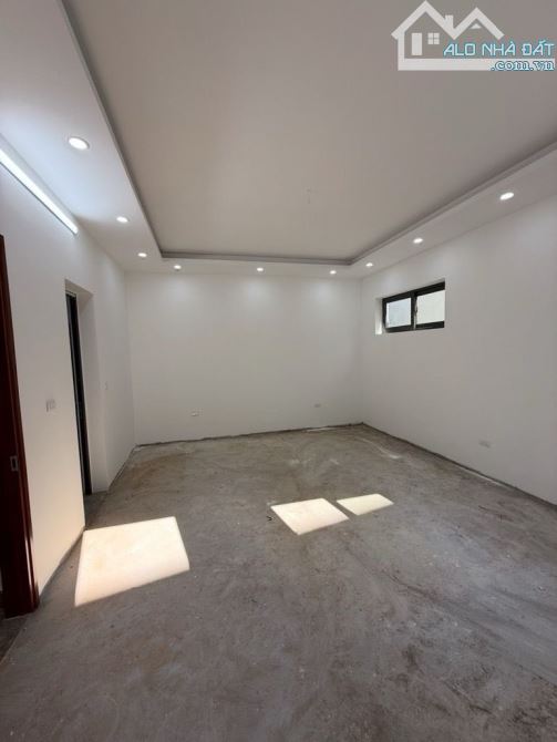 Võ Thị Sáu – 39.2m² – Lô góc 2 thoáng – 5 tầng – 3 ngủ khép kín – Chào 7.79 tỷ