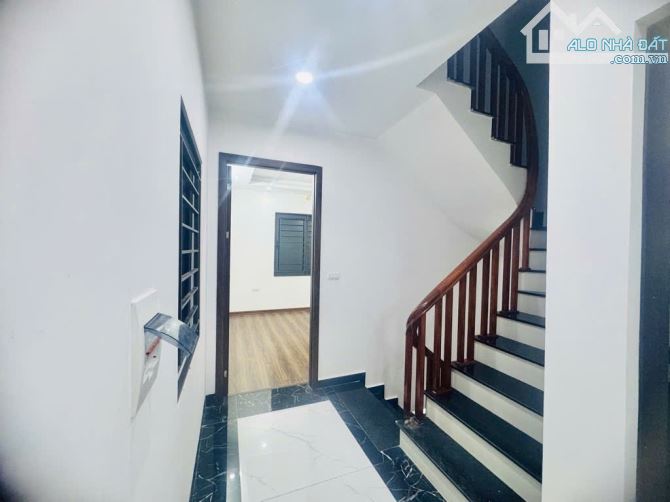BÁN NHÀ YÊN PHÚ – LIÊN NINH 45M²4 TẦNG NHÀ MỚI KOONG SỔ SẴN GIÁ HỢP LÝ 5.95 TỶ - 2