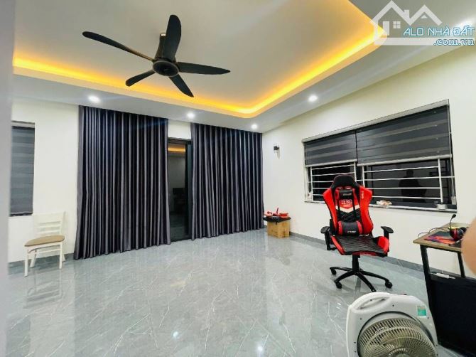 PHÂN LÔ LẠC TRUNG 70M, MT4,5M AN SINH KINH DOANH